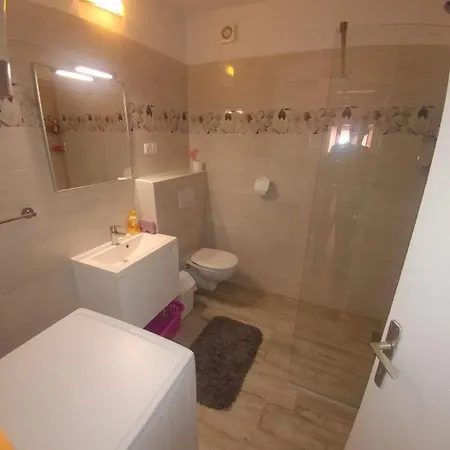 Ivo&lenda * Jelsa (Hvar)